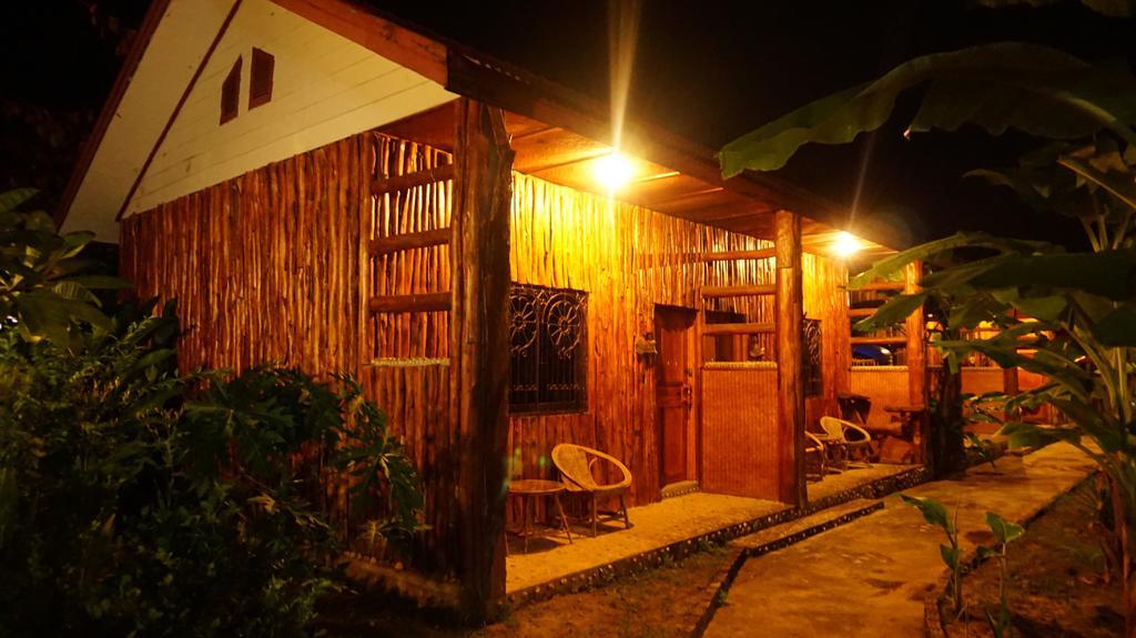 Khun Mai Baan Suan Resort Mae Ai Bagian luar foto
