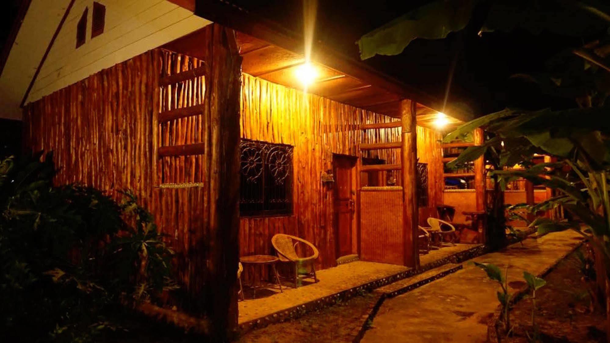 Khun Mai Baan Suan Resort Mae Ai Bagian luar foto