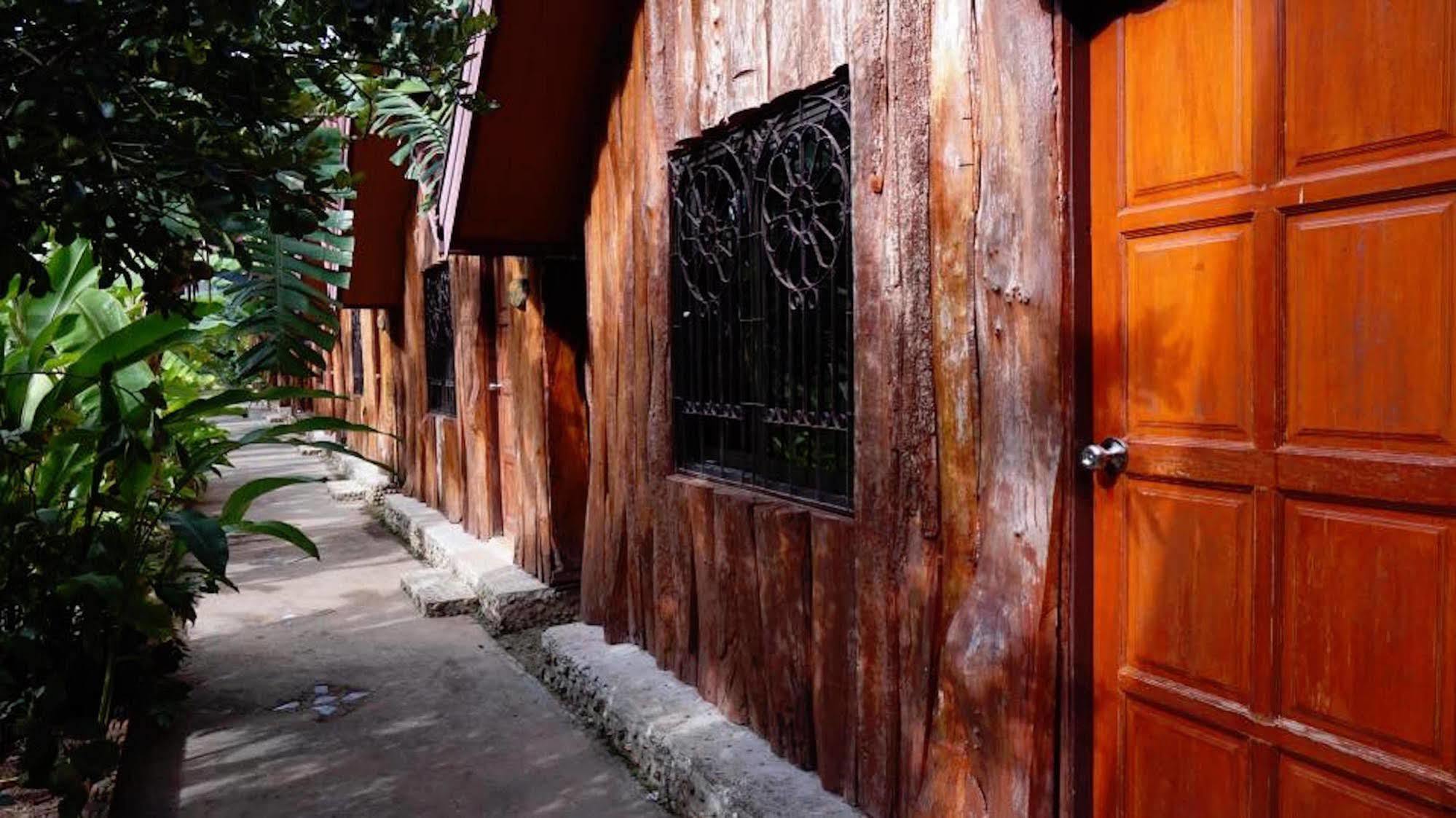 Khun Mai Baan Suan Resort Mae Ai Bagian luar foto